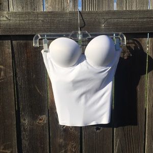 Strapless long lined bra